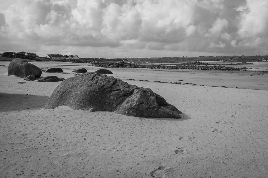 Kerlouan plage de Neiz Vran, chaos granitique